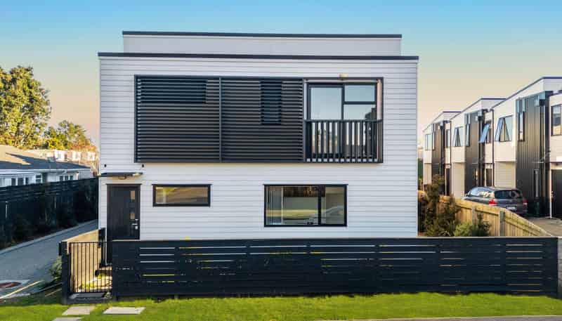 9/A B C D Rountree Place, Conifer Grove