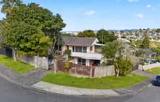 24 Redwood Drive, Massey