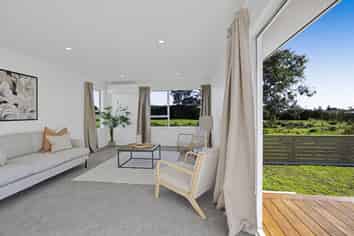 84A Strange Street, Waitara