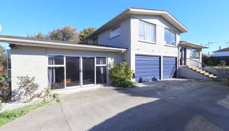 247 Pomona Street, Strathern
