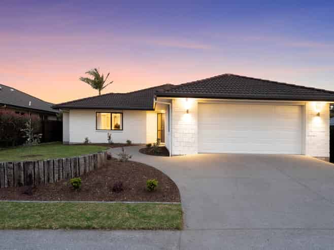 12 Sunset Drive, Pukekohe