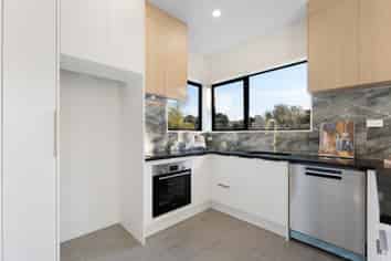 Lot 4/13 Emirau Place, Glenfield