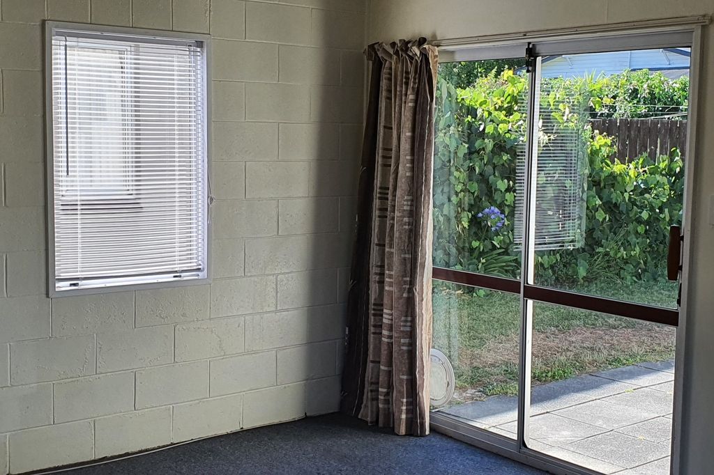 ALAMEIN CRT - 2-BDRM - $415 P/W 3