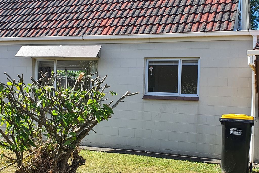 ALAMEIN CRT - 2-BDRM - $415 P/W 2