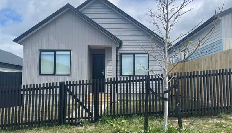 7 Akau Lane, Orewa