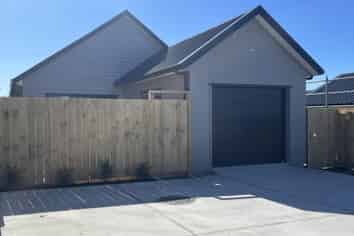 7 Akau Lane, Orewa