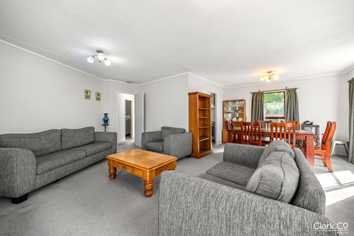 53 Omapere Street, Whitby