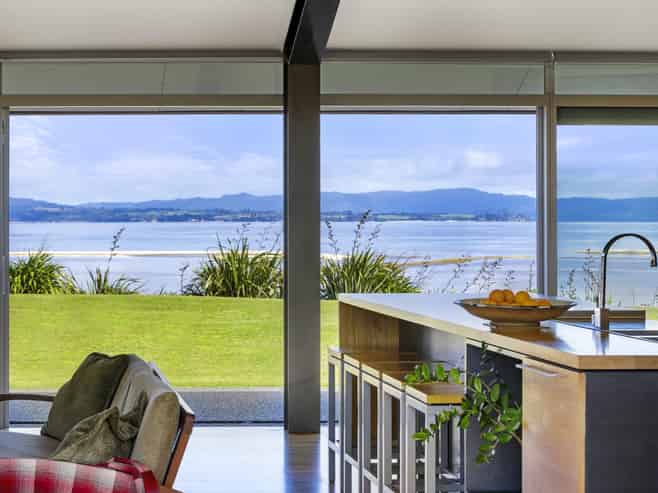 323 Seagrove Road, Waiau Pa