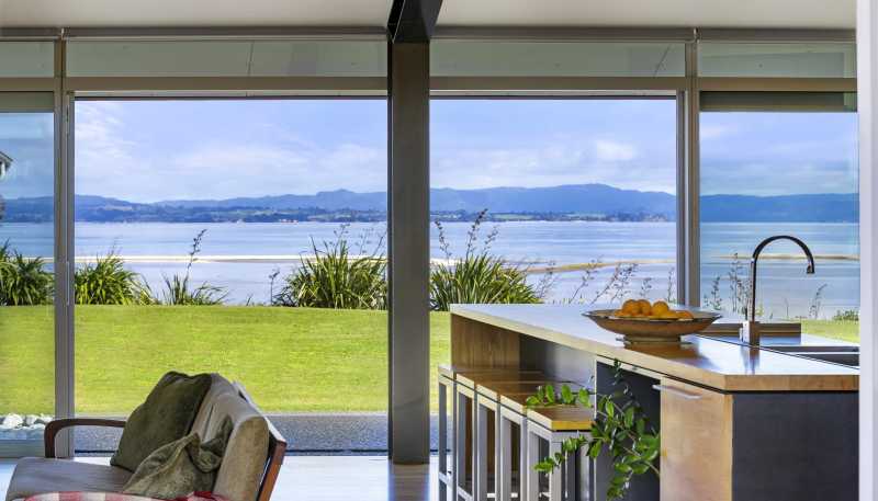 323 Seagrove Road, Waiau Pa