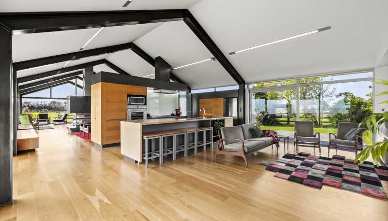 323 Seagrove Road, Waiau Pa