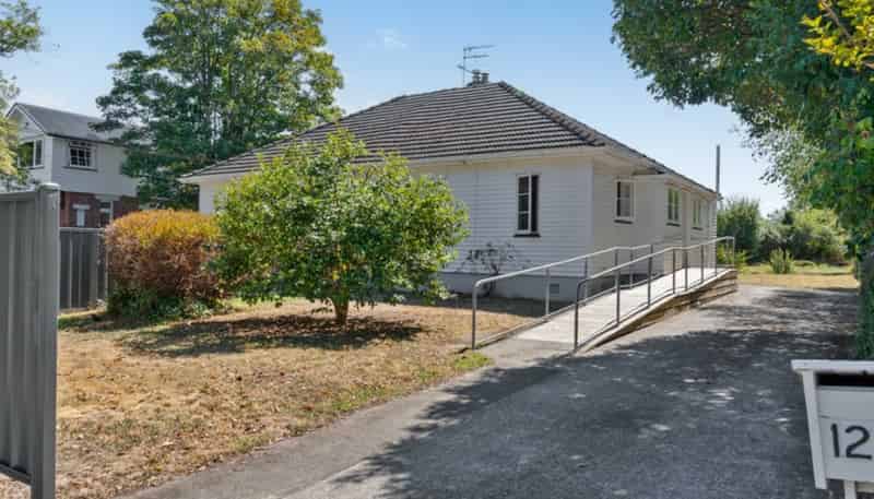 122 Essex Street, Masterton