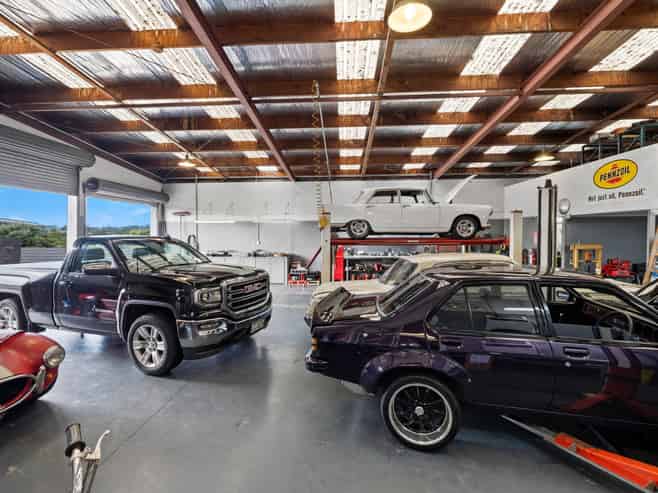 Automotive performance & muscle car workshop