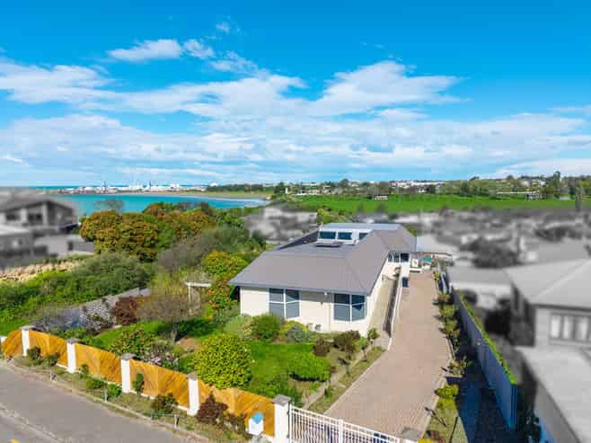 11 Waimataitai Street, Waimataitai