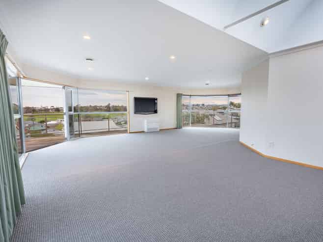 11 Waimataitai Street, Waimataitai