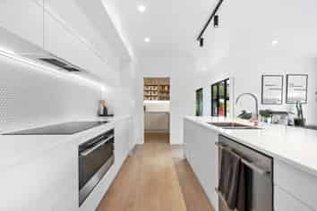 28 Jean Millington Lane, Maunu