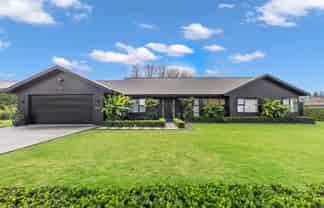 28 Jean Millington Lane, Maunu