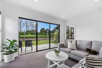 28 Jean Millington Lane, Maunu