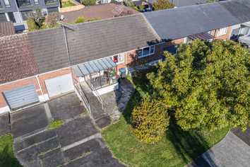 2/21 Kings Road, Panmure