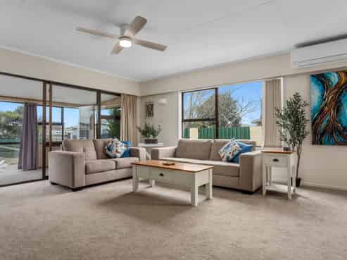 5 Alpha Avenue, Coastlands