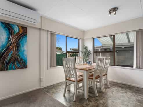 5 Alpha Avenue, Coastlands