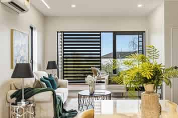 8/16 Woodford Avenue, Henderson