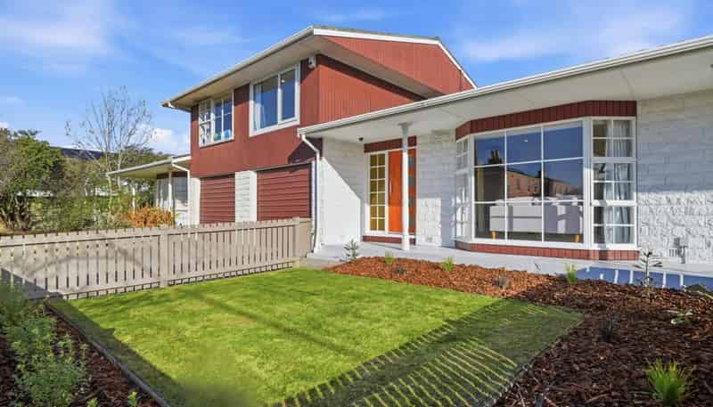 37 Allard Street, Edgeware