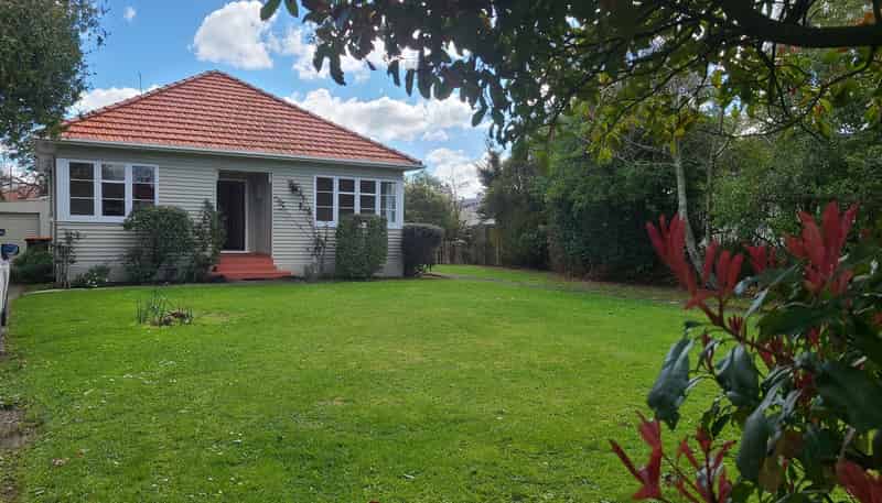 89 Savage Crescent, West End