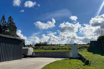 264A State Highway 16, Kumeu