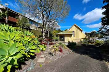 4 Fallow Street, Browns Bay