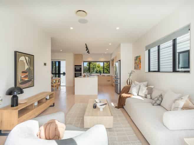 34B  Esmonde Road, Takapuna