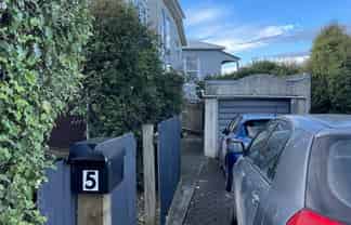 5 Heriot Row, Dunedin Central