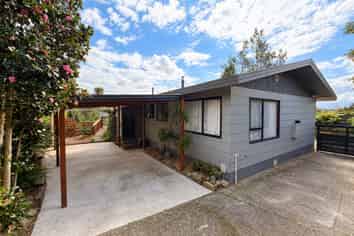 17 Sutherland Road, Brookfield