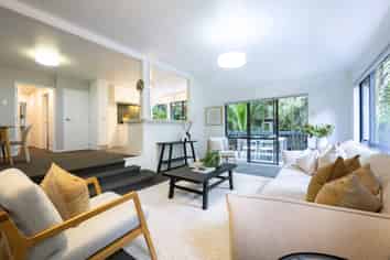 38 Mahoe Road, Titirangi