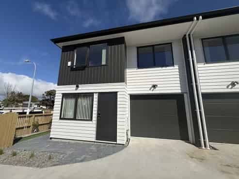 8A Primrose Place, Manurewa