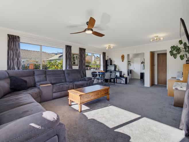 6A Marsden Road, Stoke