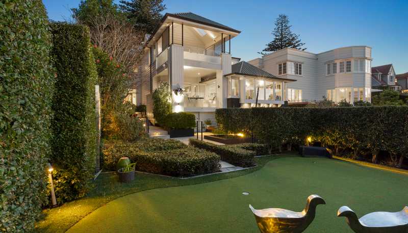 13 Canterbury Place, Parnell