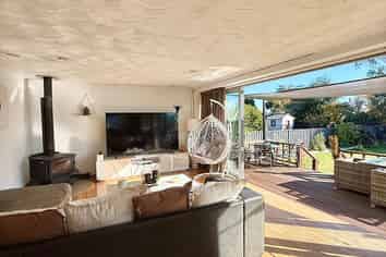 52 Chaucer Street, Milton
