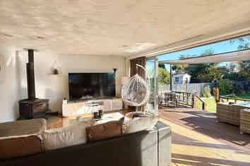 52 Chaucer Street, Milton