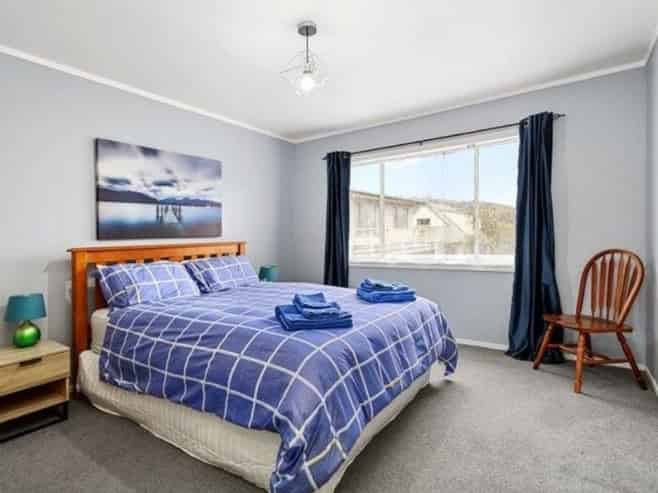 4/12A Oxford Street, Tawa