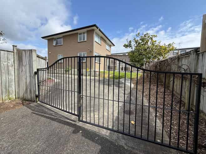 13 Cooladerry Place, Rosehill