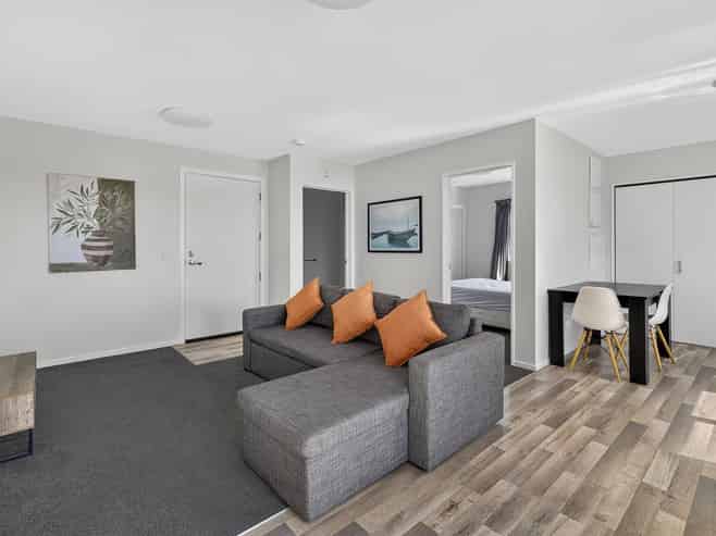201/120 Stanmore Road, Linwood