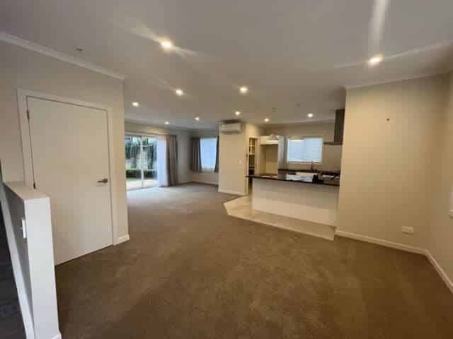 6/353 Hukanui Road, Rototuna