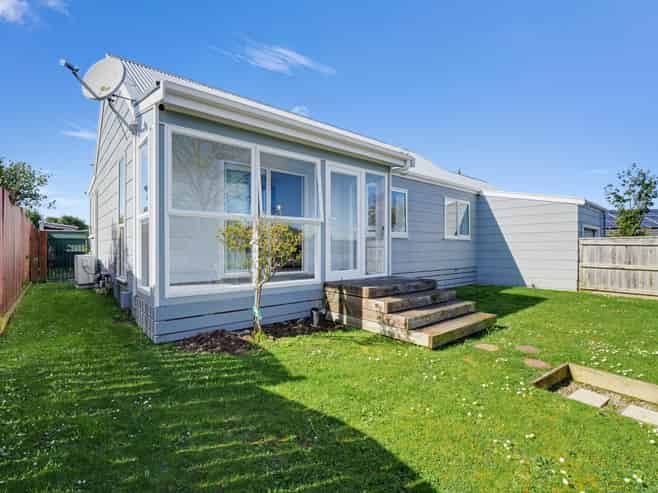 64 Rhodes Drive, Kelvin Grove