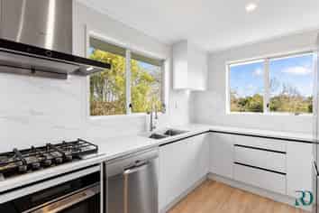 38 Sunline Avenue, Massey