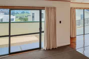1 Bunker Way, Strathmore Park