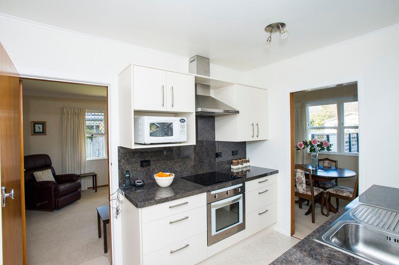 Two bedroom in Whataupoko 2