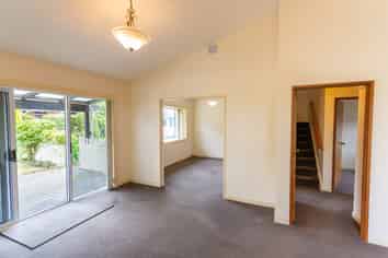 208a Memorial Avenue , Burnside