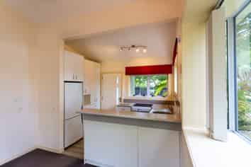 208a Memorial Avenue , Burnside