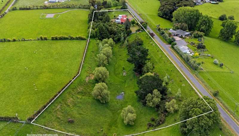 203 Fergusson Road, Halcombe