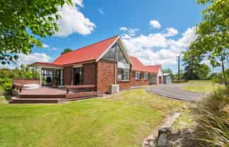 203 Fergusson Road, Halcombe